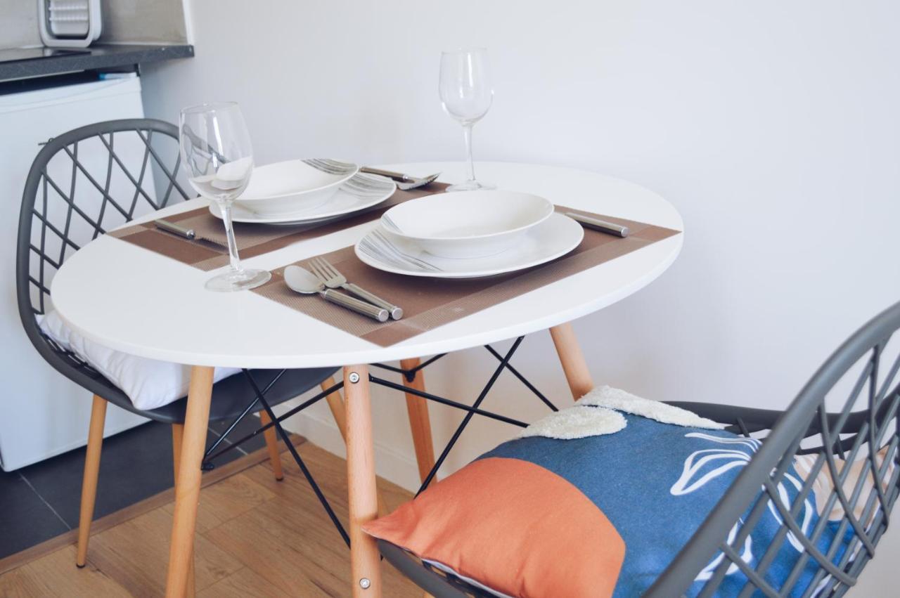Studios Lsquare-Residence Châtellerault Esterno foto