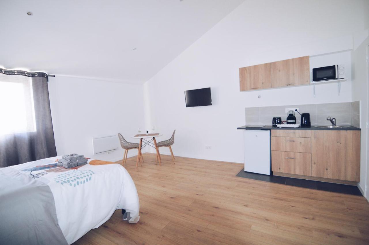 Studios Lsquare-Residence Châtellerault Esterno foto