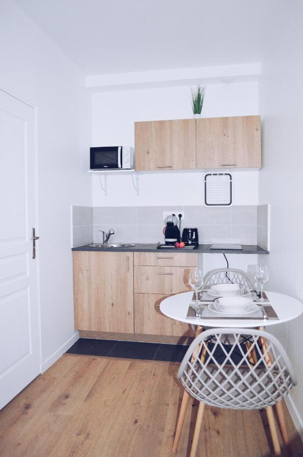Studios Lsquare-Residence Châtellerault Esterno foto