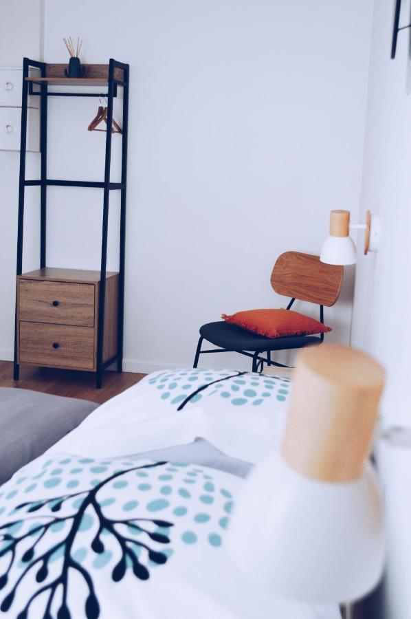 Studios Lsquare-Residence Châtellerault Esterno foto