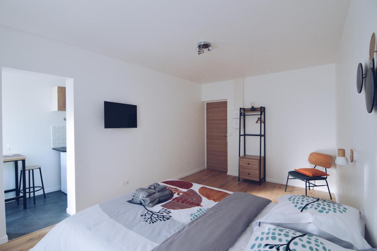 Studios Lsquare-Residence Châtellerault Esterno foto